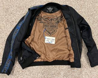 Man’s Harley Nylon Jacket (Size L),