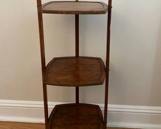 Three tiered pie table