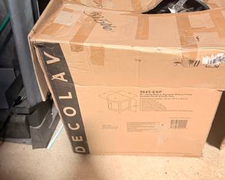 Base and sink for 85