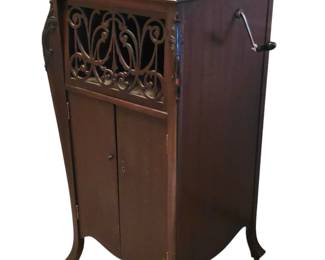 Antique Sonora Phonograph