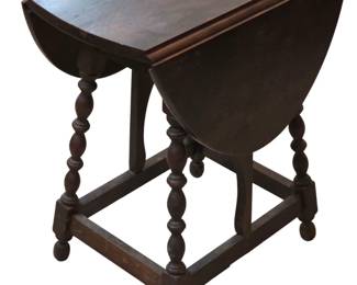 Antique William and Mary Butterfly Drop Leaf Table