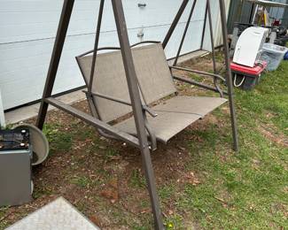 Nice outdoor swing, barely used.
