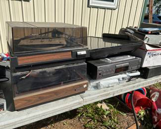 Vintage stereo equipment, priced to go!