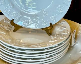 Pottery Barn Ivy Plates
