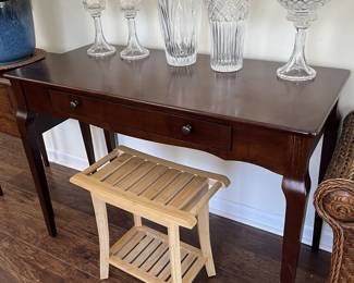 $100 Modern console/entry table; approx. 30" x 42" x 19"