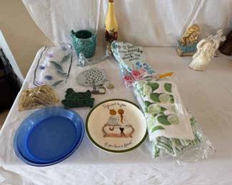 Lot of Kitchen Collectibles