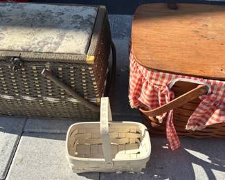 Vintage Picnic Baskets