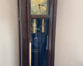 003 Beautiful Grandfather Clock With Pendulums