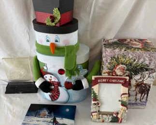 Lot Of 5 Holiday Decor
