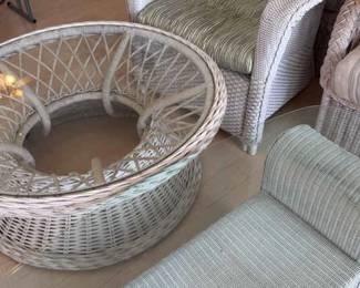 Set Of Three Wicker Patio Set Round Table , Coffee Table, Chair With Cushion