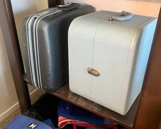 Luggage and briefcases
