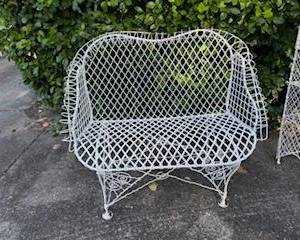 wire bench