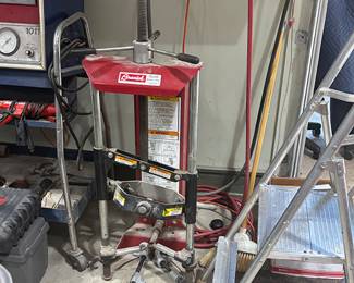 Strut Compressor 