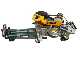 12" DeWalt Compound Miter Saw w/Stand