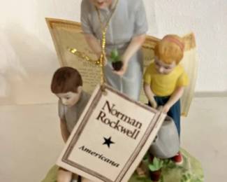 Norman Rockwell Figurine
