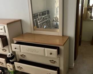 Dresser & Mirror