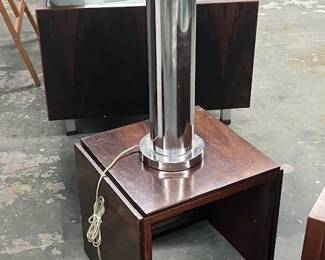 10Chrome Lamp