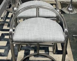 10Chrome Stools