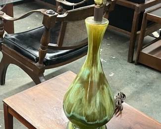 10Green Glaze Lamp