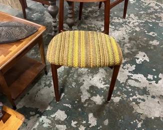 10 MCM Desk Chair