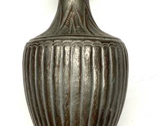 ANTIQUE CHINESE HAND TOOLED TINNED COPPER VASE ANTIQUE CHINESE HAND TOOLED TINNED COPPER VASE 12.5 INCHES TALL