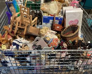 CHOICE TABLE LOT, DOLLS, GLASS, COLLECTBLES, ART PRINTS, FIGURINES, FINE CHINA