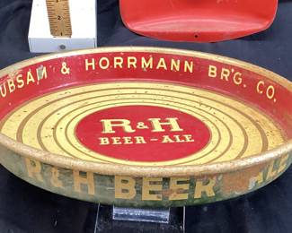 VTG COKE, R&H BEER, GIBBONS BEER MEMORABILIA COKE COLA THERMOMETER (DAMAGED CAPILLARY TUBE), COKE, GIBBONS AND R&H ROUND TRAYS