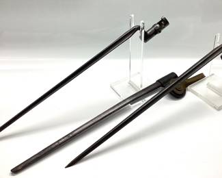 2 SPRINGFIELD .45-70 TRAPDOOR BAYONETS W/SCABBARD 2 1873 SPRINGFIELD .45-70 TRAPDOOR BAYONETS W/ ONE SCABBARD THESE WERE COMMON DURING AMERICAN INDIAN WARS AND WAS STANDARD ISSUE POST CIVIL WAR BY US ARMY