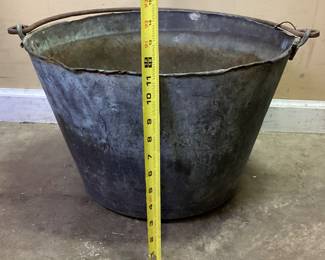 RANDOLPH & CLOWES CO. COPPER ASH POT RANDOLPH & CLOWES CO. COPPER ASH POT