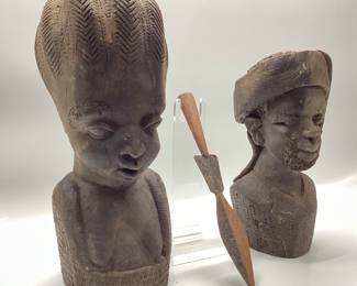 Solid African Carved Busts With Spearhead SOLID AFRICAN CARVED BUSTS WITH AFRICAN SPEARHEAD