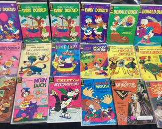 48 VTG GOLD KEY COMICS LOT, WALT DISNEY, MUNSTERS THREE STOOGES, SYLVESTER & TWEETY. 12 CENTS AND UP COMICS 48 IN TOTAL