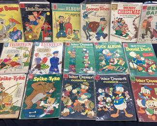 48 VTG GOLD KEY COMICS LOT, WALT DISNEY, MUNSTERS THREE STOOGES, SYLVESTER & TWEETY. 12 CENTS AND UP COMICS 48 IN TOTAL
