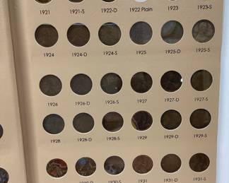 1909-2009 LINCOLN CENT BOOK WITH 1909-S V.D.B. 1909-2009 LINCOLN CENT BOOK WITH 1909-S V.D.B. INCOMPLETE BOOK WITH 175 COINS