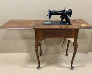 Singer Sewing Machine