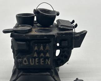 Vintage Queen Miniature Cast Iron Stove & Cookware
