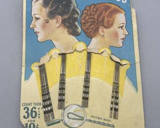 Vintage Hold Bob Hump Bobby Pins on Factory Card