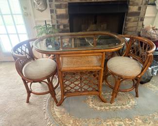 VINTAGE CANE HONEYMOON DINING SUITE