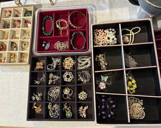 vintage rhinestone and more
