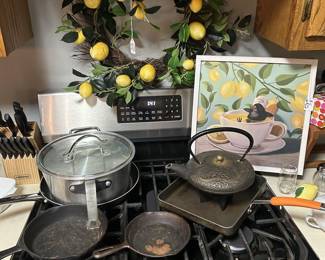 Cast Iron Cookware 
