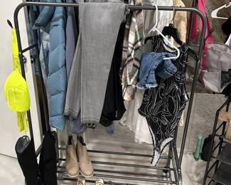 Women’s Accessories 