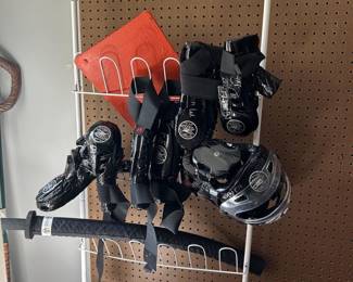 Skates