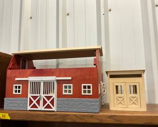 Schleich Toy Red Barn - Toy Horse Stable