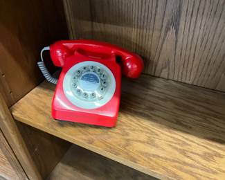 Goodman's Redial Red Retro Rotary Phone