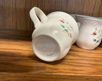 Pfaltzgraff Coffee Cups/Mugs