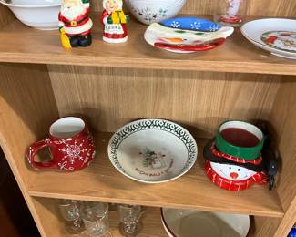 Cracker Barrel "Just Chillin" Snowflake Mug - "We Can Build a Snowman" Vegetable Bowl - Scentsy Christmas Snowman Candle Warmer
