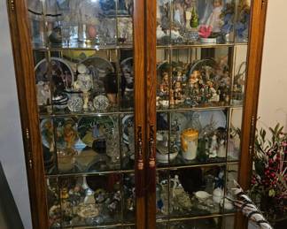 Curio cabinet 