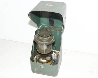 Coleman Lantern & Case + 4 Mantles and manuals
