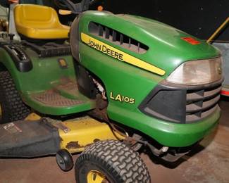 John Deere LA105 Tractor 42” Mower Deck Riding