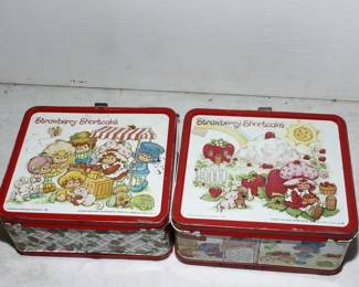 2X Vintage Tin Lunchboxes: Strawberry shortcake