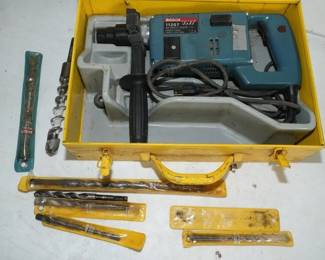 Bosch TNT 11207 Hammer Drill with bits